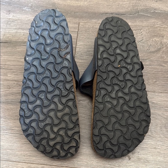 Birkenstock Silver Thong Sandals - Picture 4 of 4